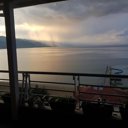 Kelvi'S Apartment Pogradec Exterior foto